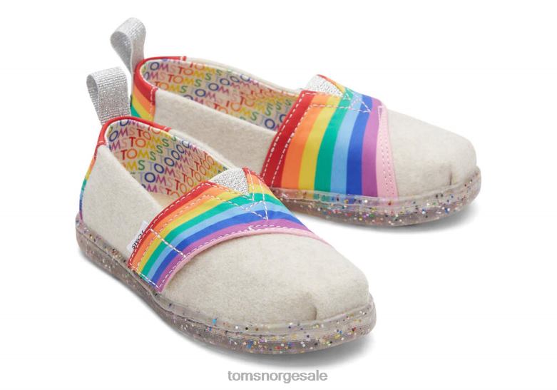 Toms barnunity pride alpargatanaturlig regnbue sko 0V06V520